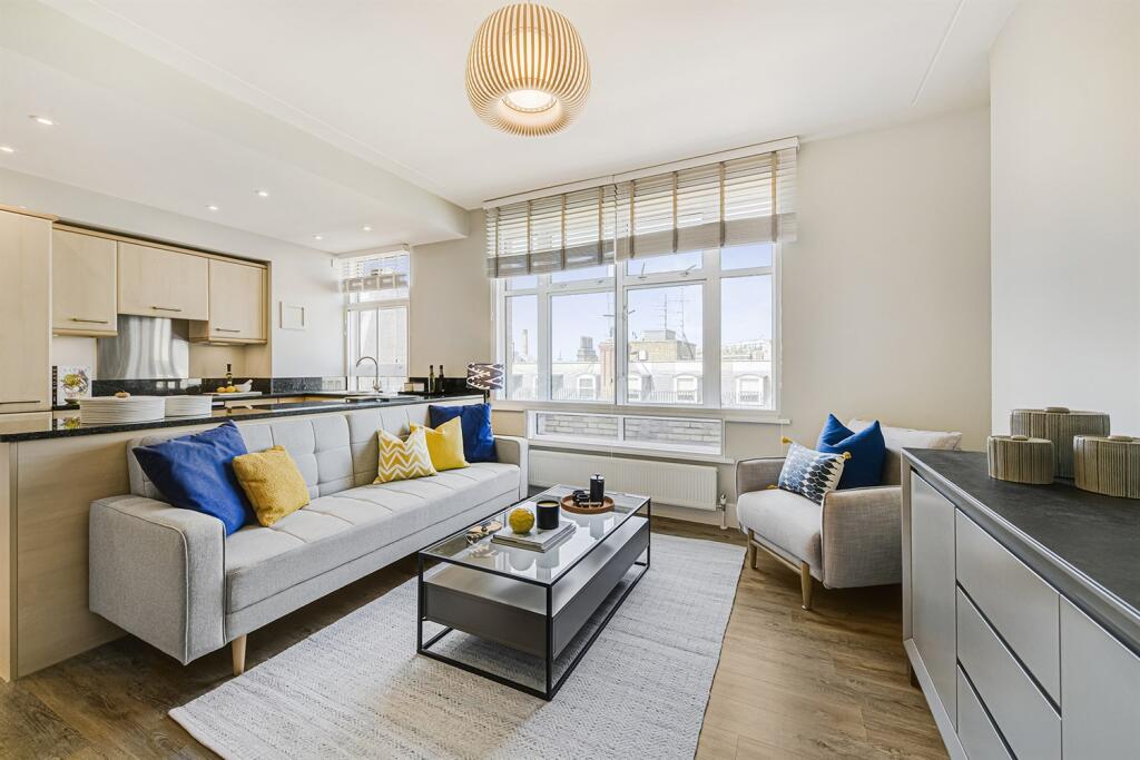 Main image of property: 1 bedroom 2nd Floor and Above Flat in Richmond Court