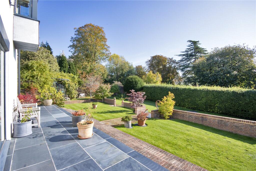 House in Tonbridge - View 5