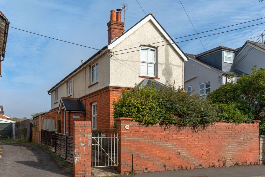 Main image of property: St. Johns Road, Wallingford, OX10 9AQ