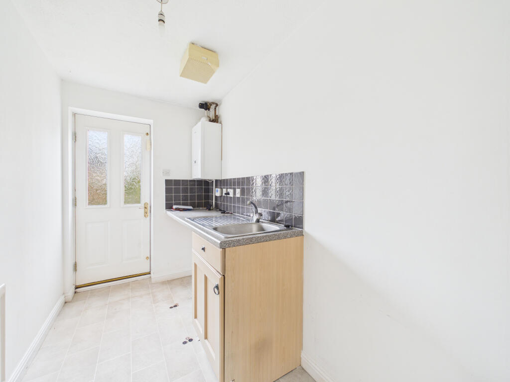 Sallow Close, St. Marys Island, Chatham, Kent, ME4 – pohled 2
