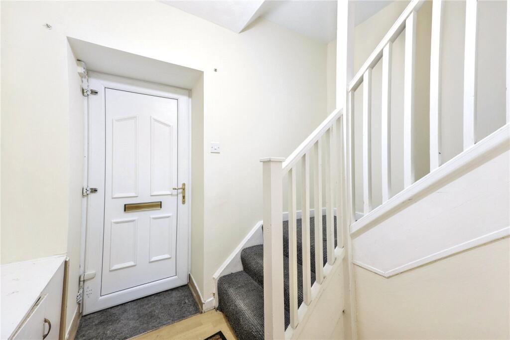 House in Kirkcaldy - More