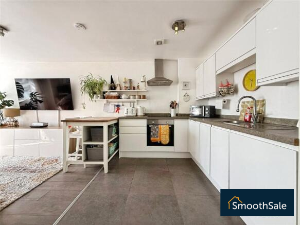 Main image of property: Madeira Parade, Madeira Avenue, Bognor Regis, PO22 8DX