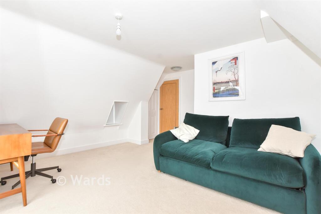 Apartment in Canterbury, The King's Mile - View 5