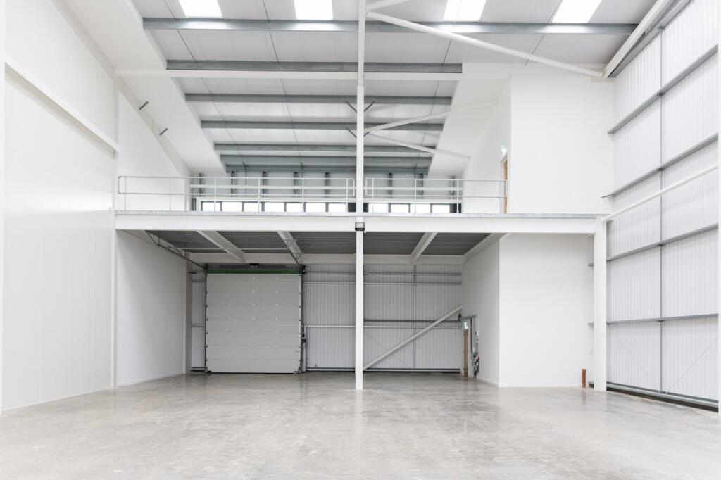 internal10.jpg