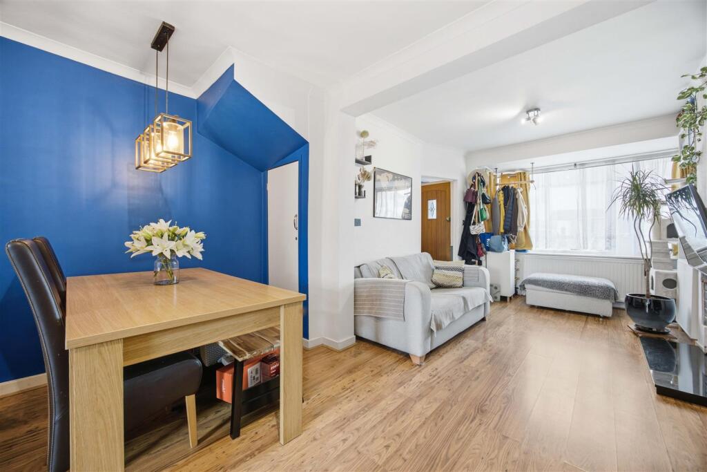 House in London - View 4