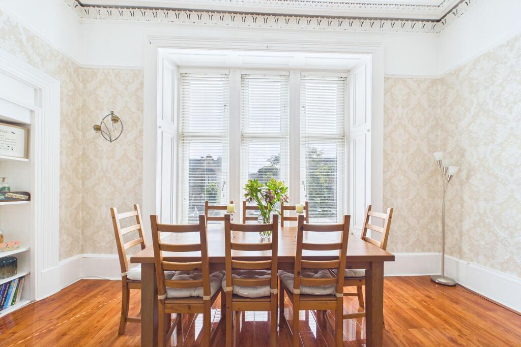 Apartment in Glasgow, Ibroxholm, Bellahouston - View 5