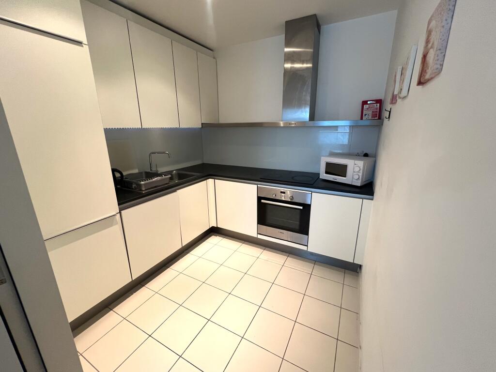 Additional image 3 of The Cube