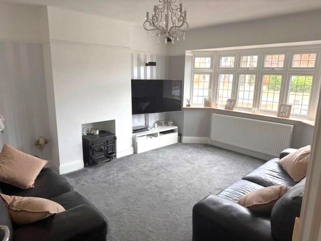 House in London - View 3