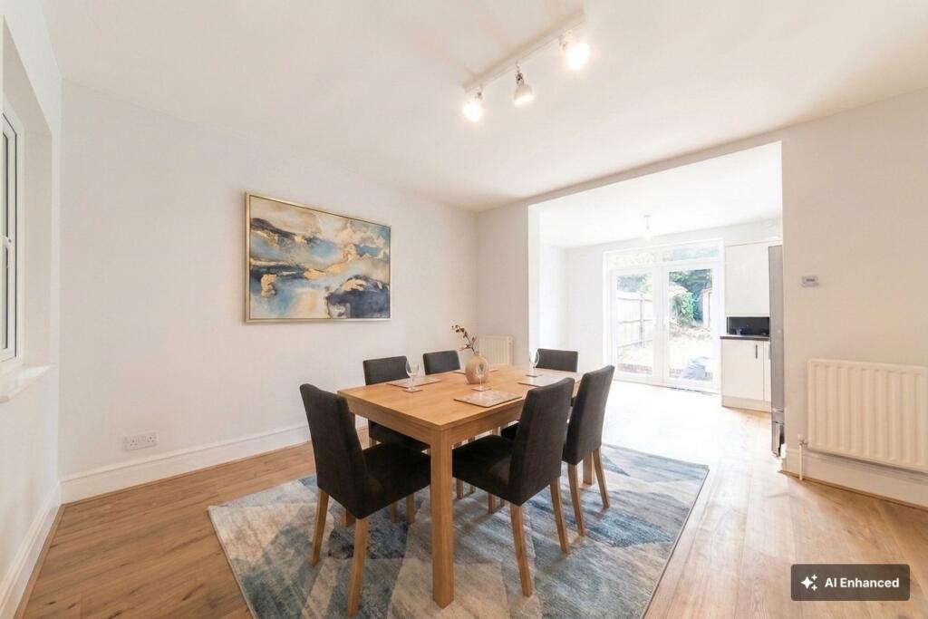 House in London, Dudden Hill, Dollis Hill - View 4