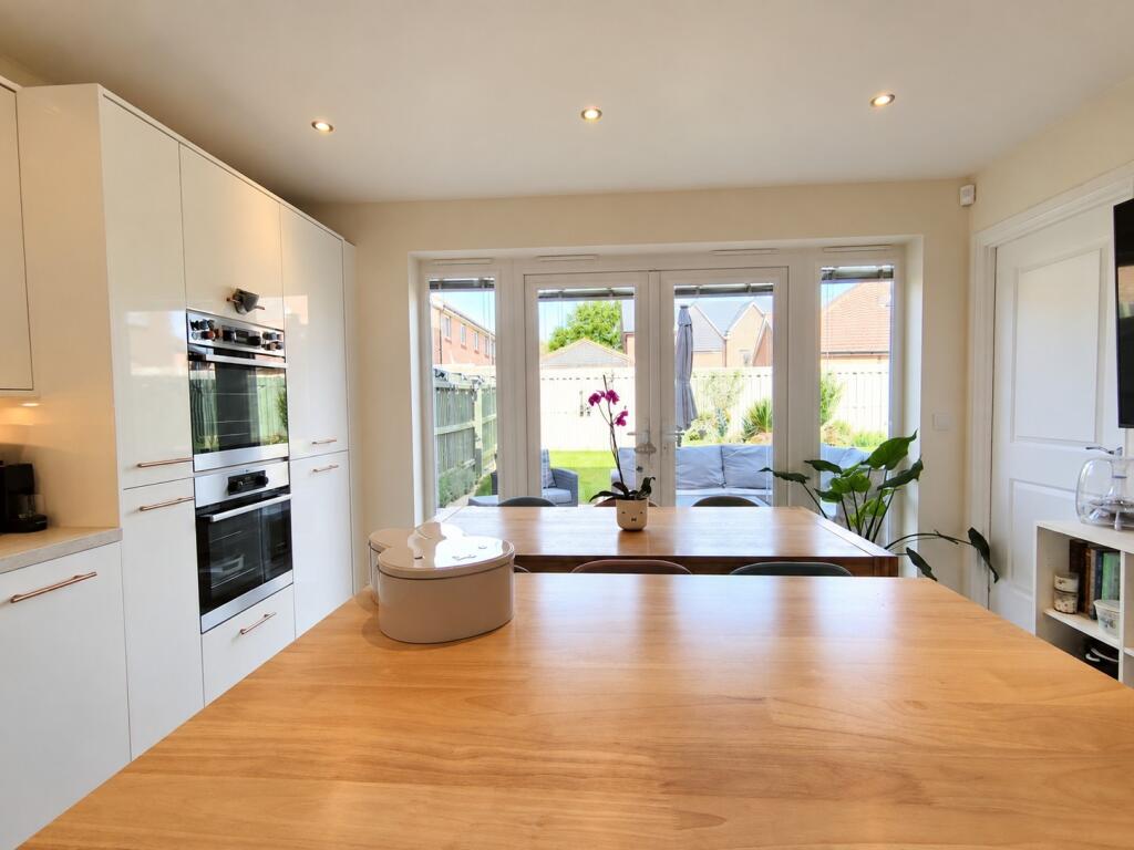 House in Rushcliffe, Newton Garden Village, Newton - More