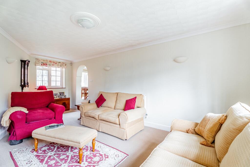 Additional image 8 of Gidian Court, Park Street Lane, Park Street, St. Albans, AL2