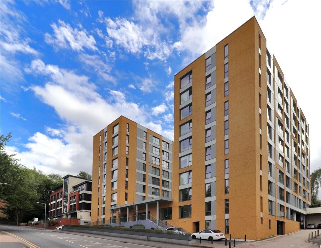 Apartment in Sevenoaks - View 3