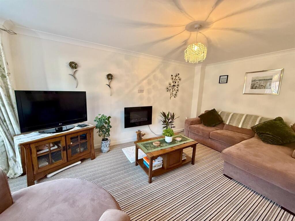 Llys Ywen, Llandudno Junction photo 5