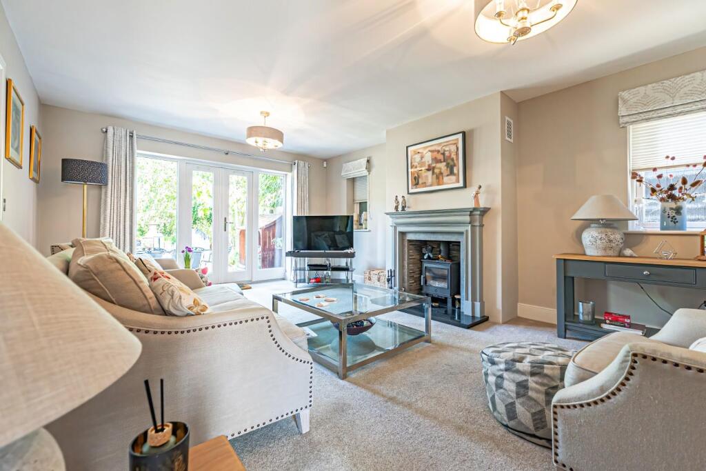 House in Luton, Ivinghoe - View 5