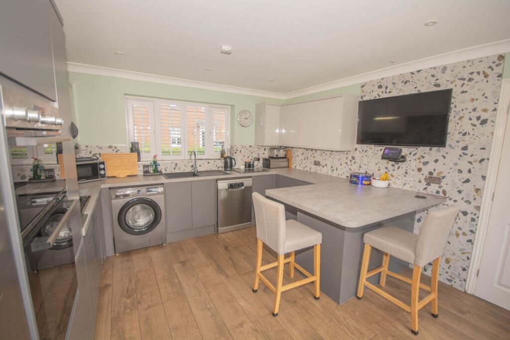 Berrybanks, Bilton, Rugby, CV22 photo 4
