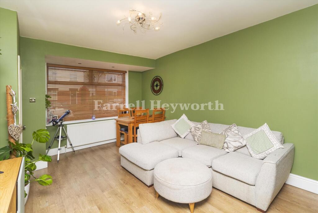 125 Devon Street photo 2