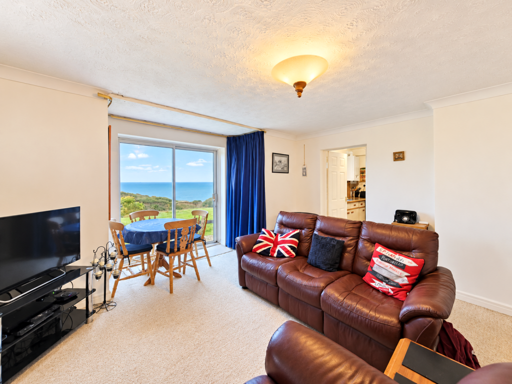 Scholes Park Road, Scarborough, North Yorkshire photo 3