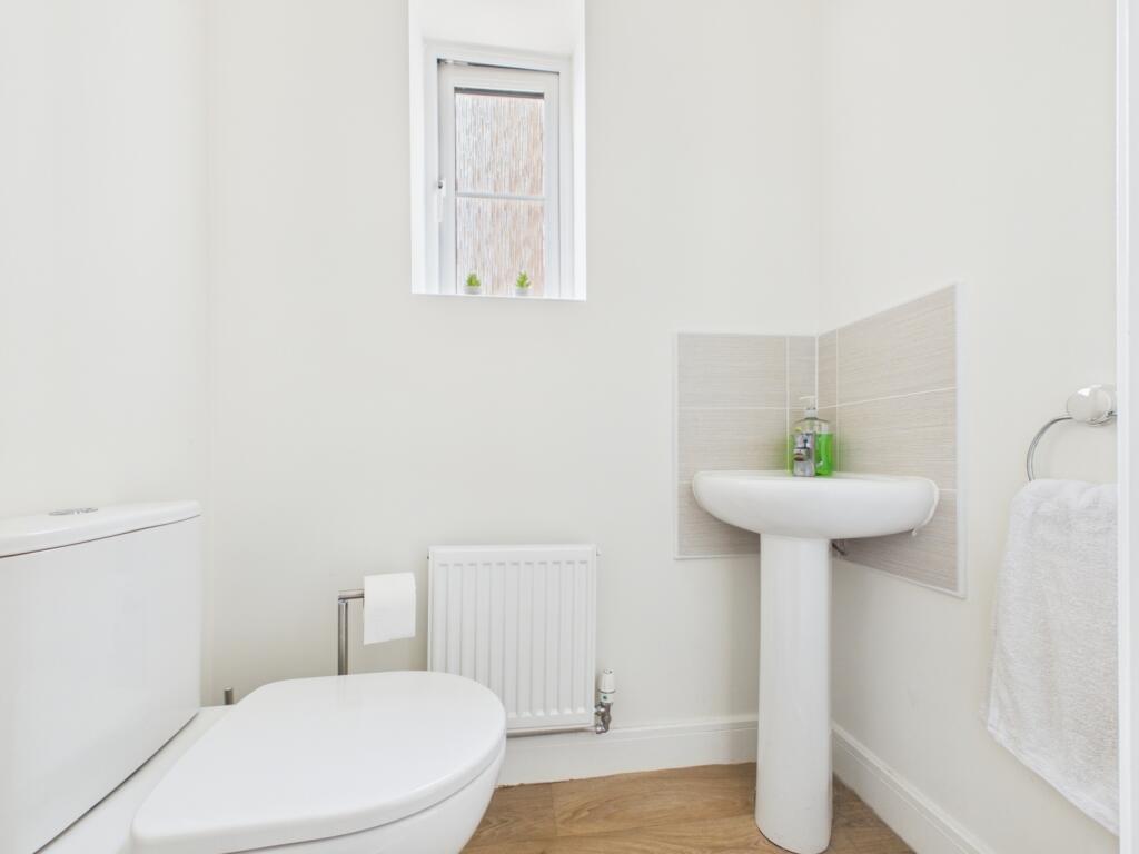 House in Stratford-on-Avon, Southam - More