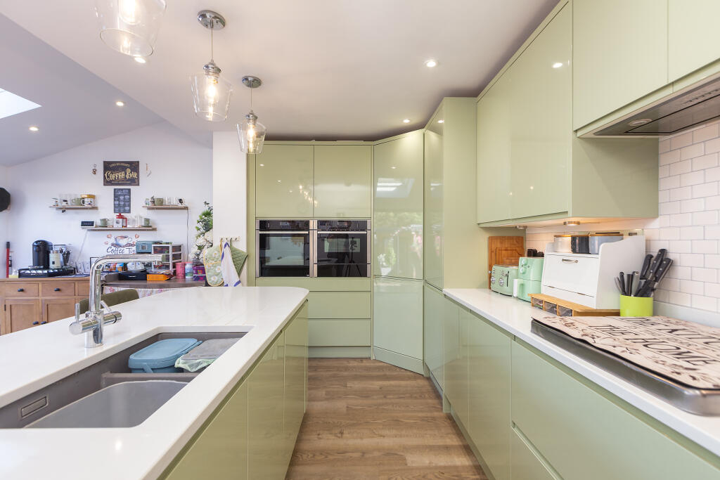 House in Rochdale, Greater Manchester - View 3