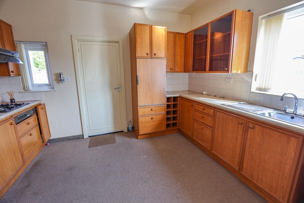 House in Lancaster - View 5