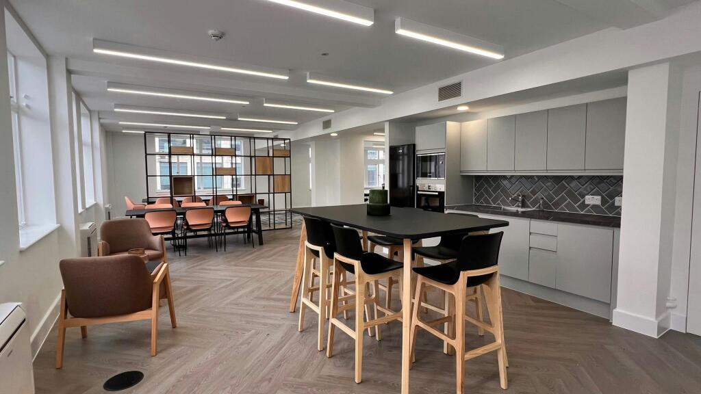 4th floor front
