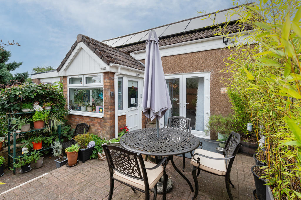 House in Kelty, Fife - View 5