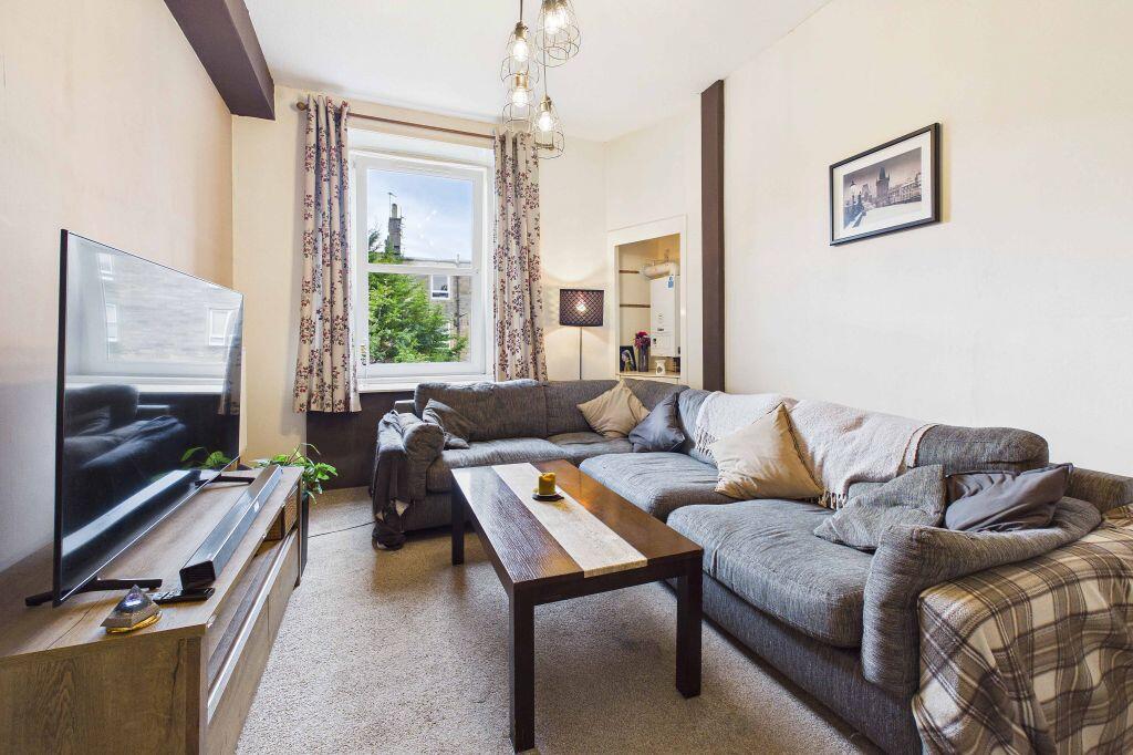 Apartment in Edinburgh, Moat, Hutchison/Chesser - View 3