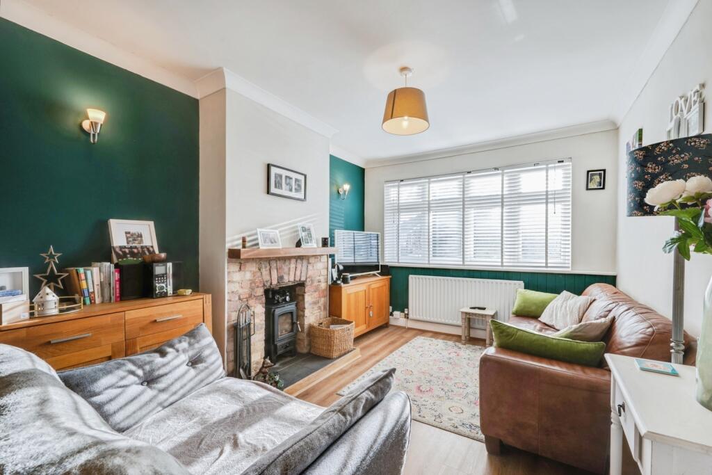 Main image of property: Nutcroft Grove, Fetcham, Leatherhead, Surrey, KT22