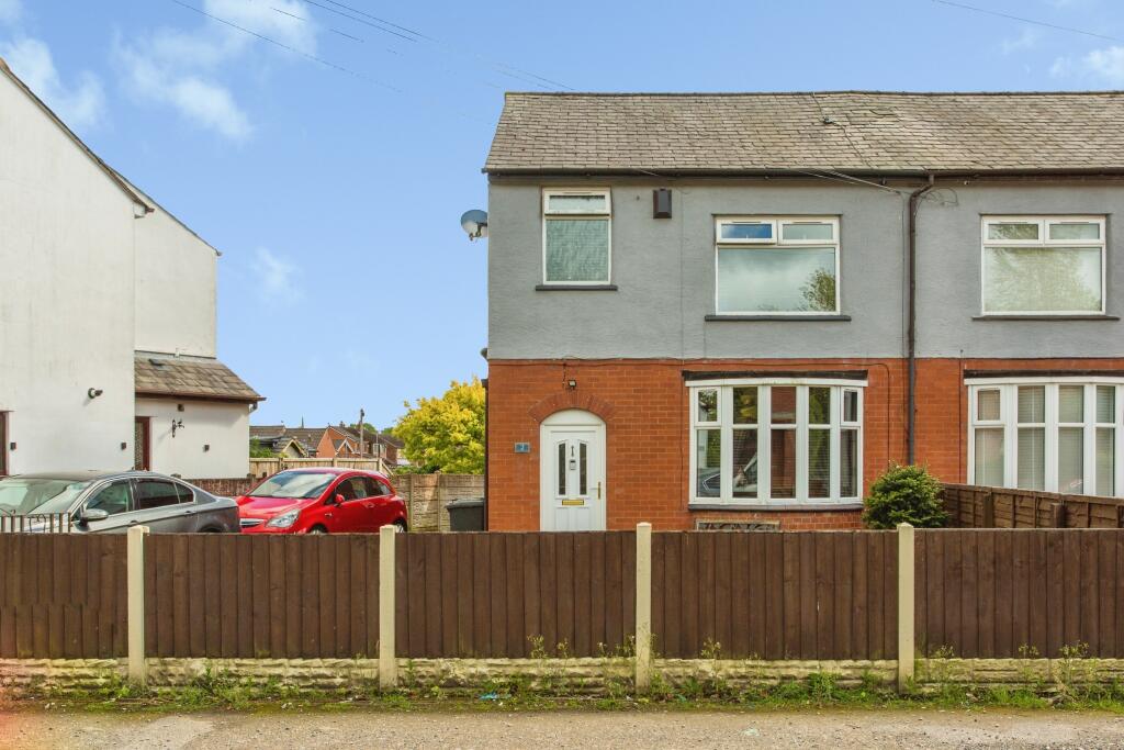 Main image of property: 2 Walnut Avenue, Wigan WN1 3XE