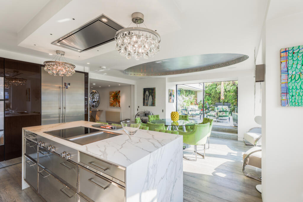Apartment in London - View 4