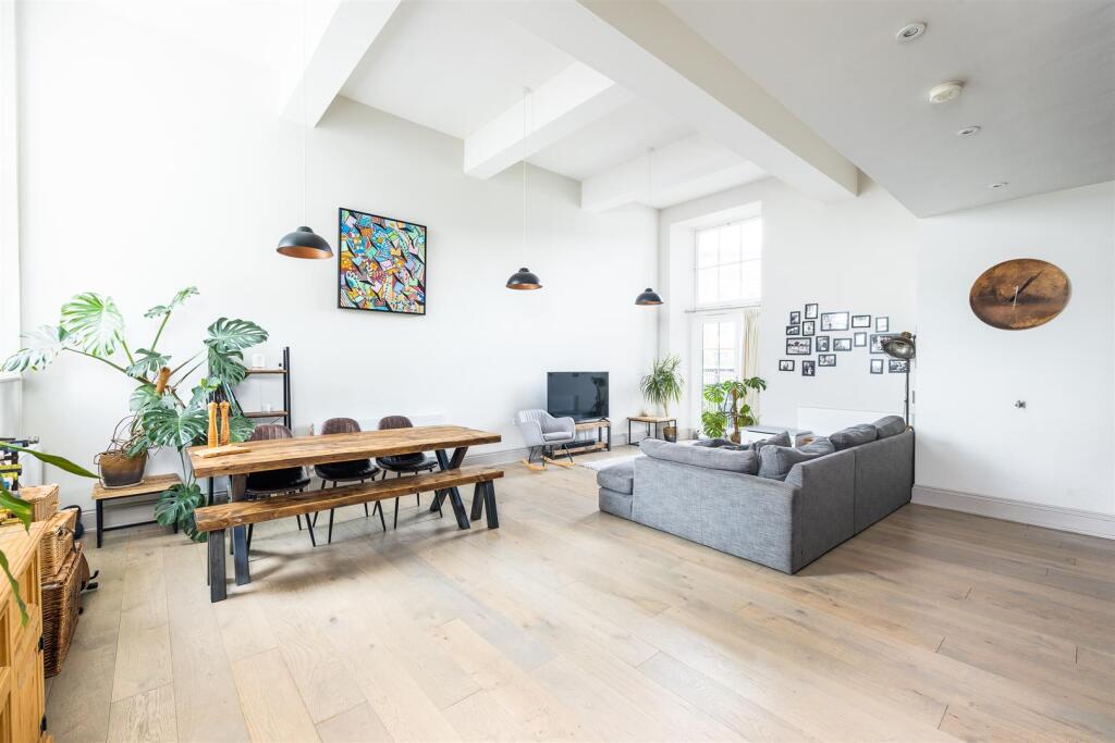 Main image of property: Loft House, Bishopston, Bristol