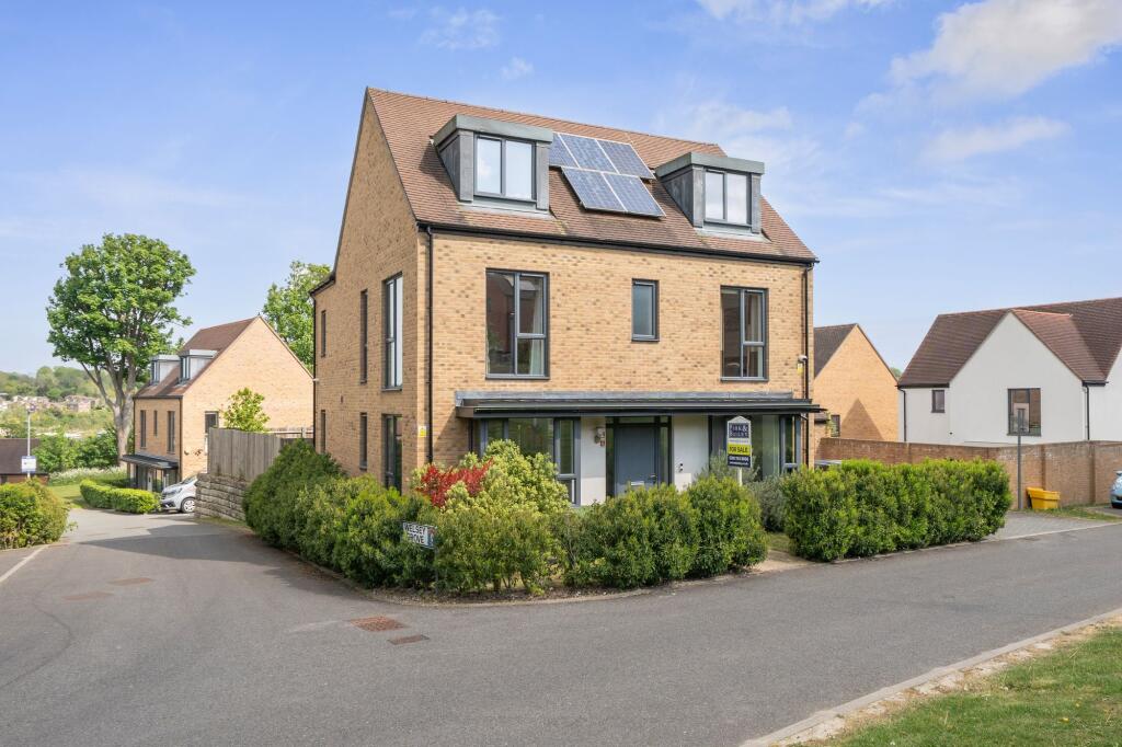 Main image of property: Tullick Way, Coulsdon, CR5