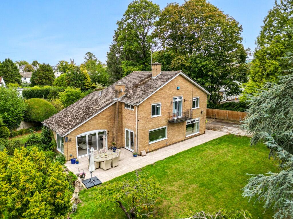 Main image of property: Hatherley Road, Cheltenham, Gloucestershire, GL51
