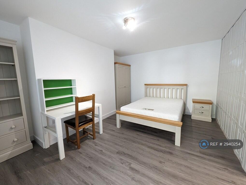Main image of property: Chesterfield Buildings, Bristol, BS8
