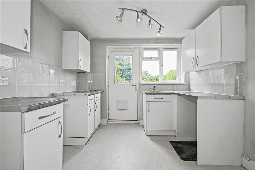 House in Bracknell - View 4
