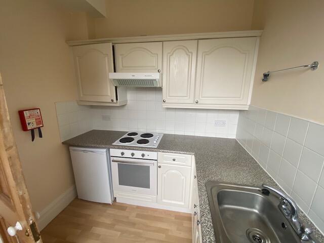 Apartment in Leeds - View 4