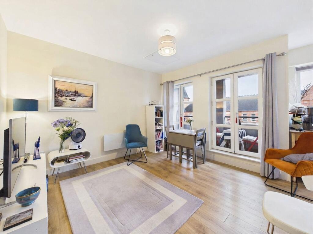 Apartment in Nottingham, Nottinghamshire - More