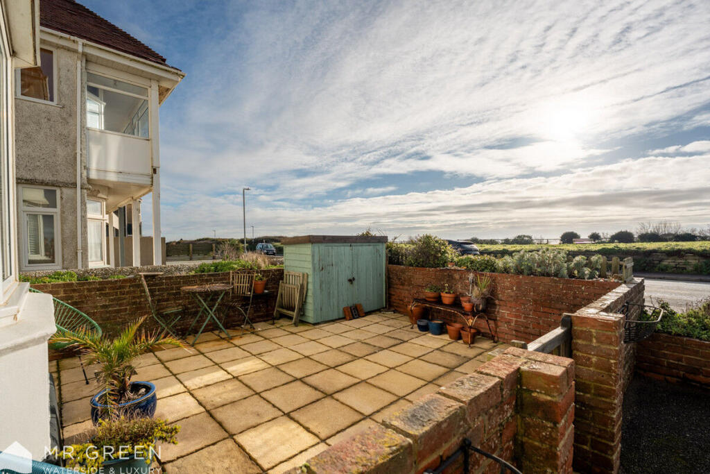 Main image of property: Southwood Avenue, Southbourne, BH6 3QB
