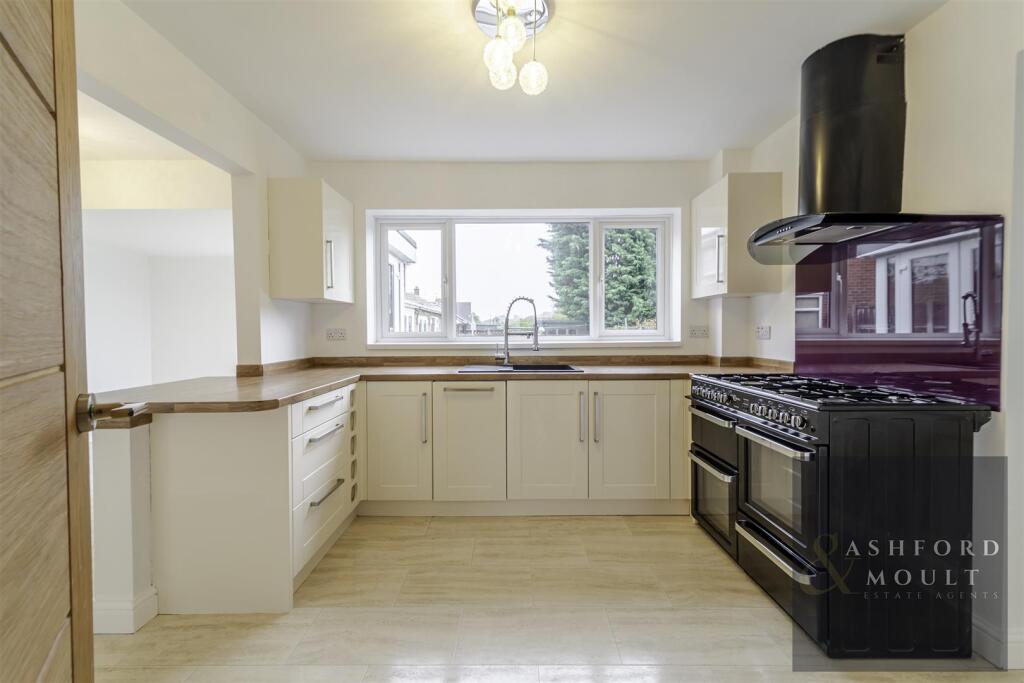 House in Mansfield, Warsop - View 4