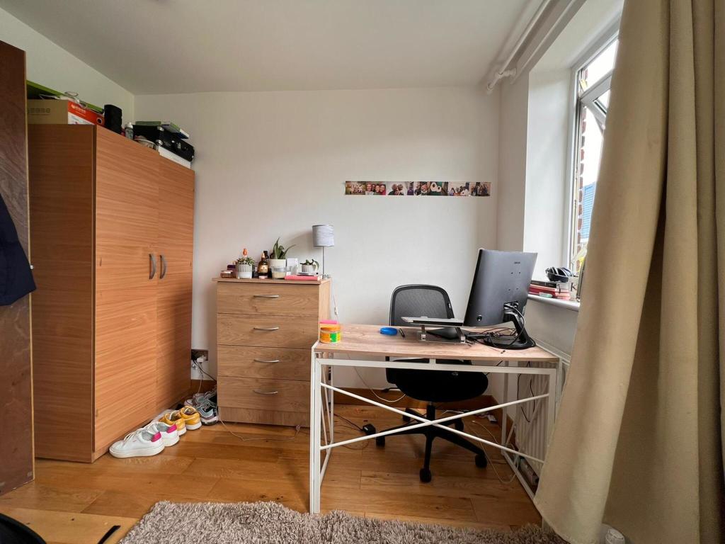 4 bedroom terraced house for rent