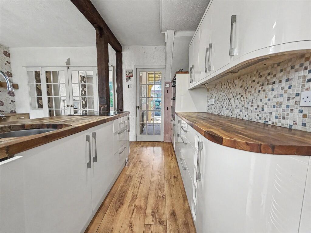 House in Gillingham, Medway - View 2