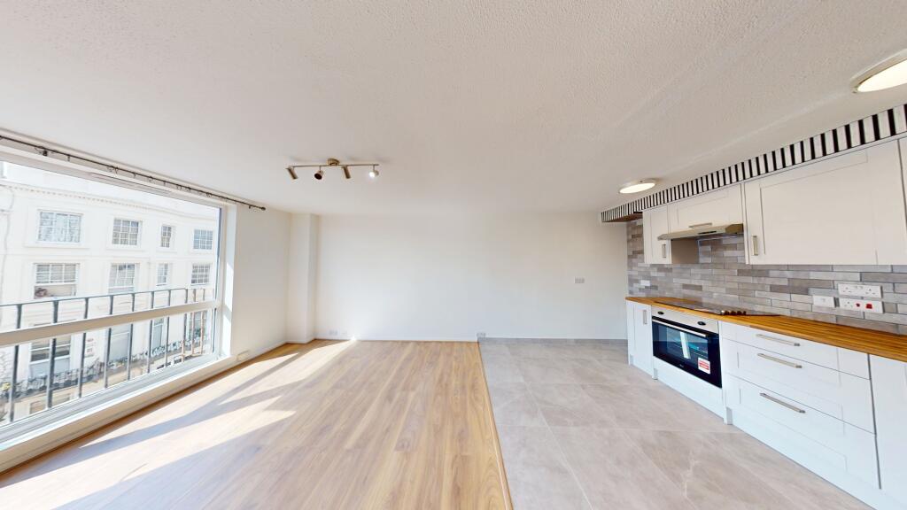 Apartment in Brighton - More