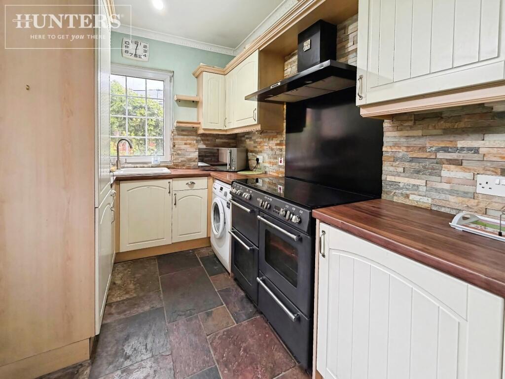 House in Barnsley, South Yorkshire - More
