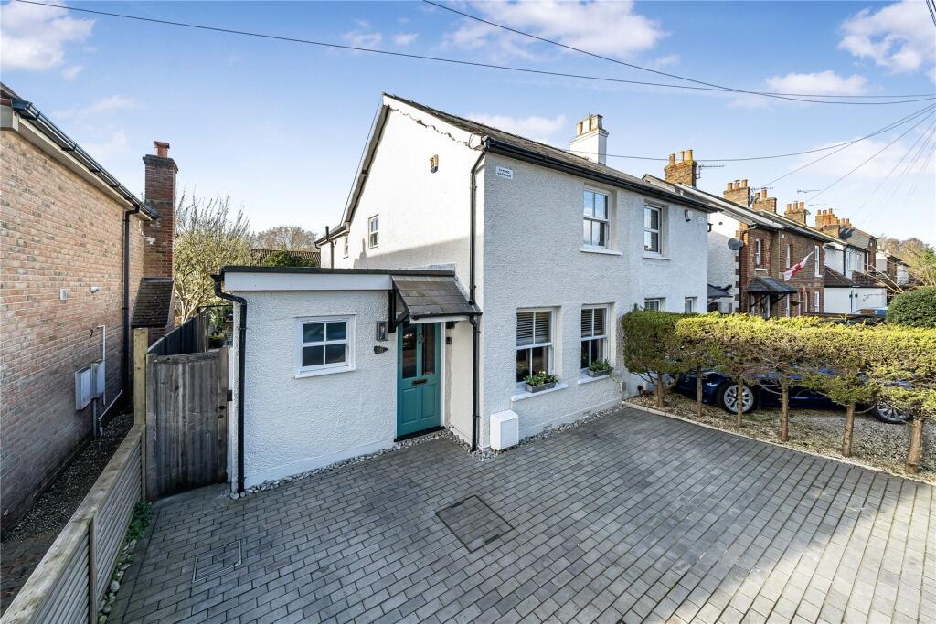 Main image of property: Chobham Road, Knaphill, Woking, Surrey, GU21