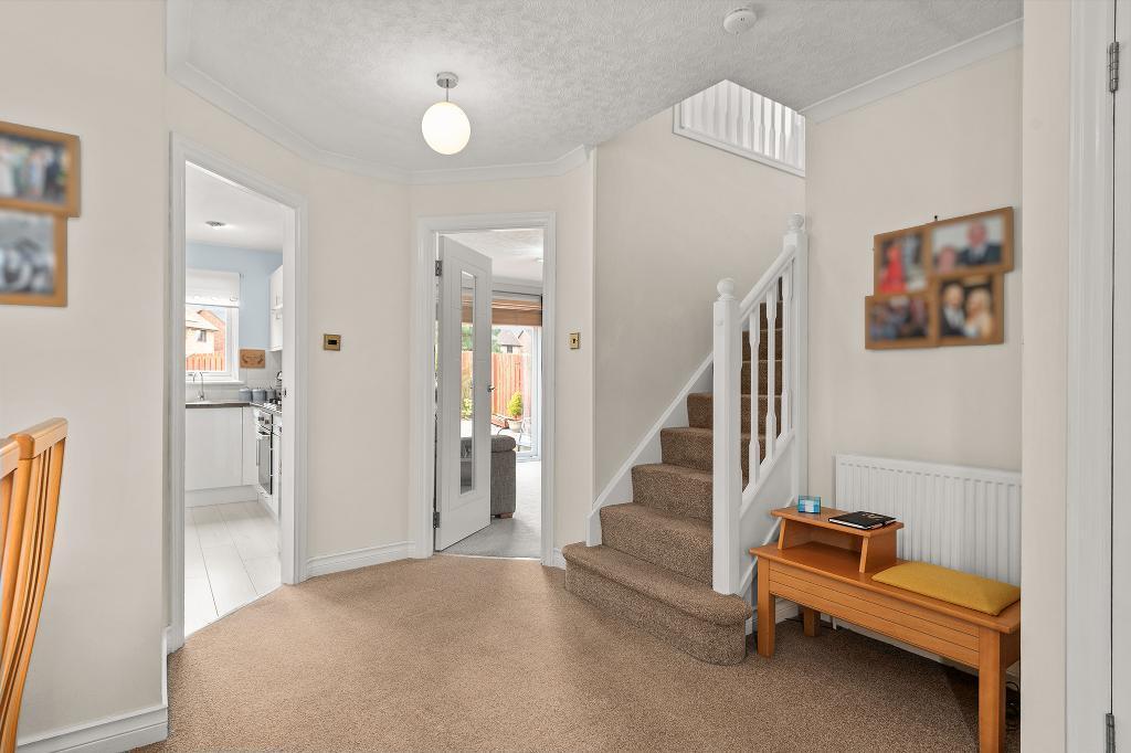 4, Yardley Place, New Carron, Falkirk, FK2 7FH photo 3