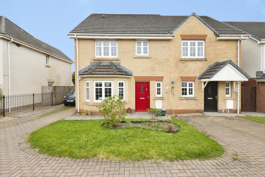 Main image of property: Cysgod Yr Ysgol, Gorslas, Llanelli, Carmarthenshire, SA14