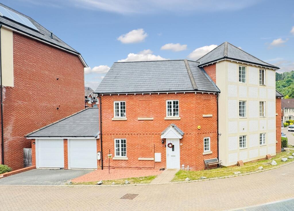 Main image of property: Scarlett Avenue, Wendover