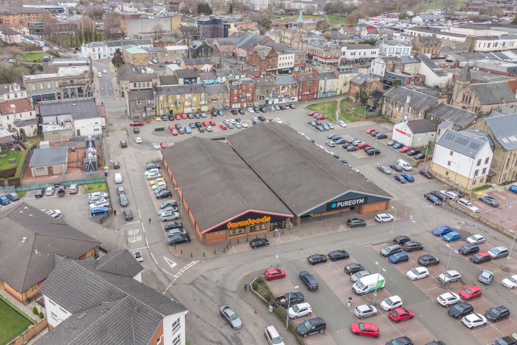 Farmfoods, 8 Manse Place, Airdrie, Scotland, ML6 0AN