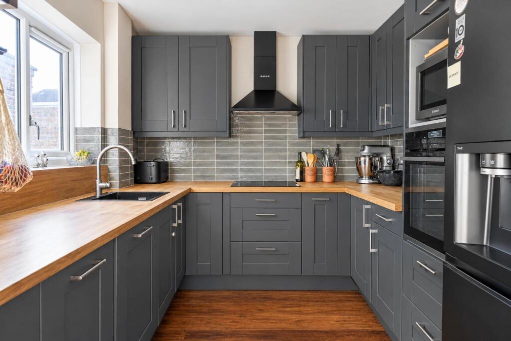 House in Portsmouth - View 5