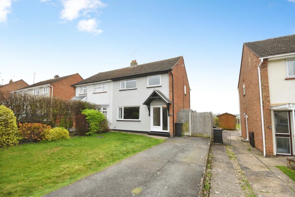 Main image of property: Dorewards Avenue, Braintree